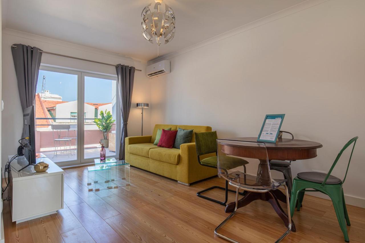 Lovelystay - Sunny 1Bdr Apartment W/Terrace Lisboa Ngoại thất bức ảnh