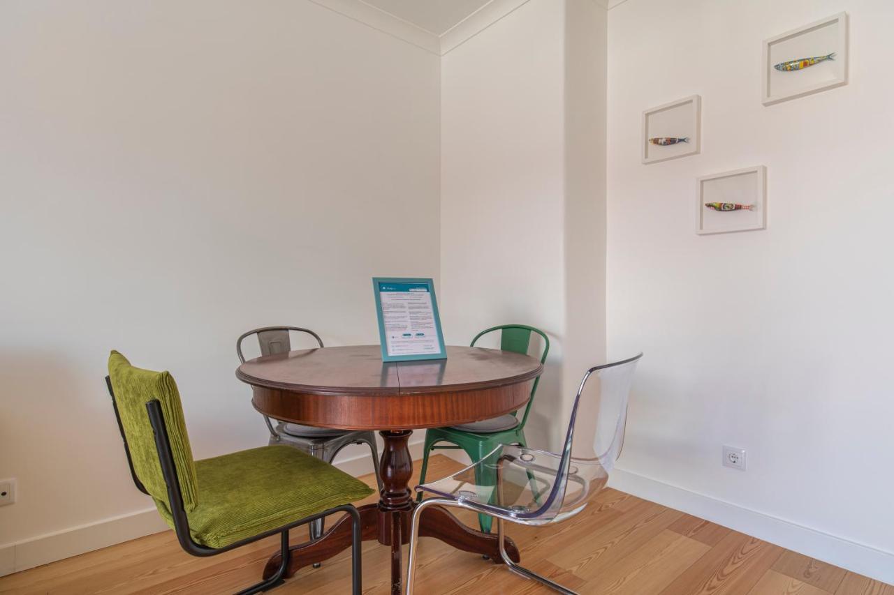 Lovelystay - Sunny 1Bdr Apartment W/Terrace Lisboa Ngoại thất bức ảnh