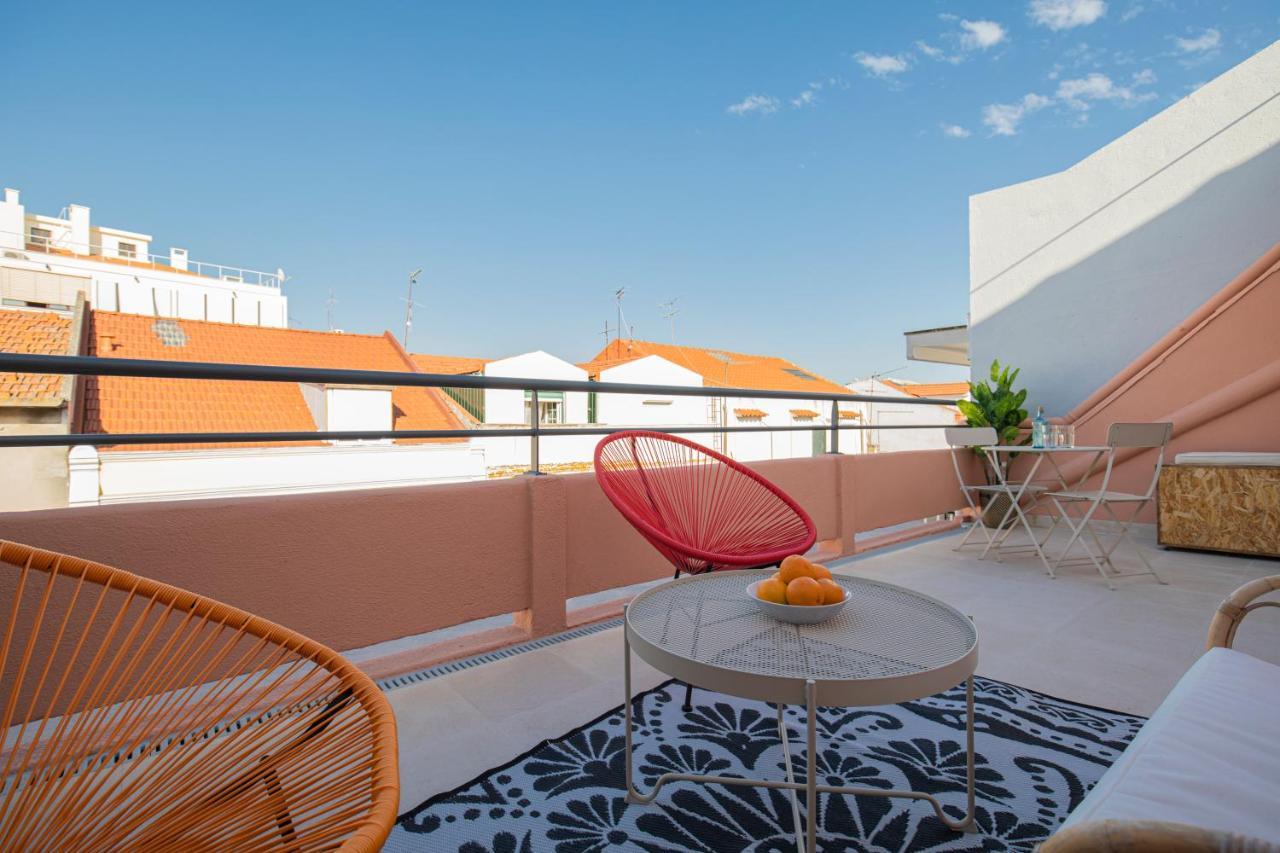 Lovelystay - Sunny 1Bdr Apartment W/Terrace Lisboa Ngoại thất bức ảnh