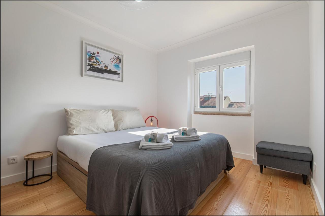 Lovelystay - Sunny 1Bdr Apartment W/Terrace Lisboa Ngoại thất bức ảnh