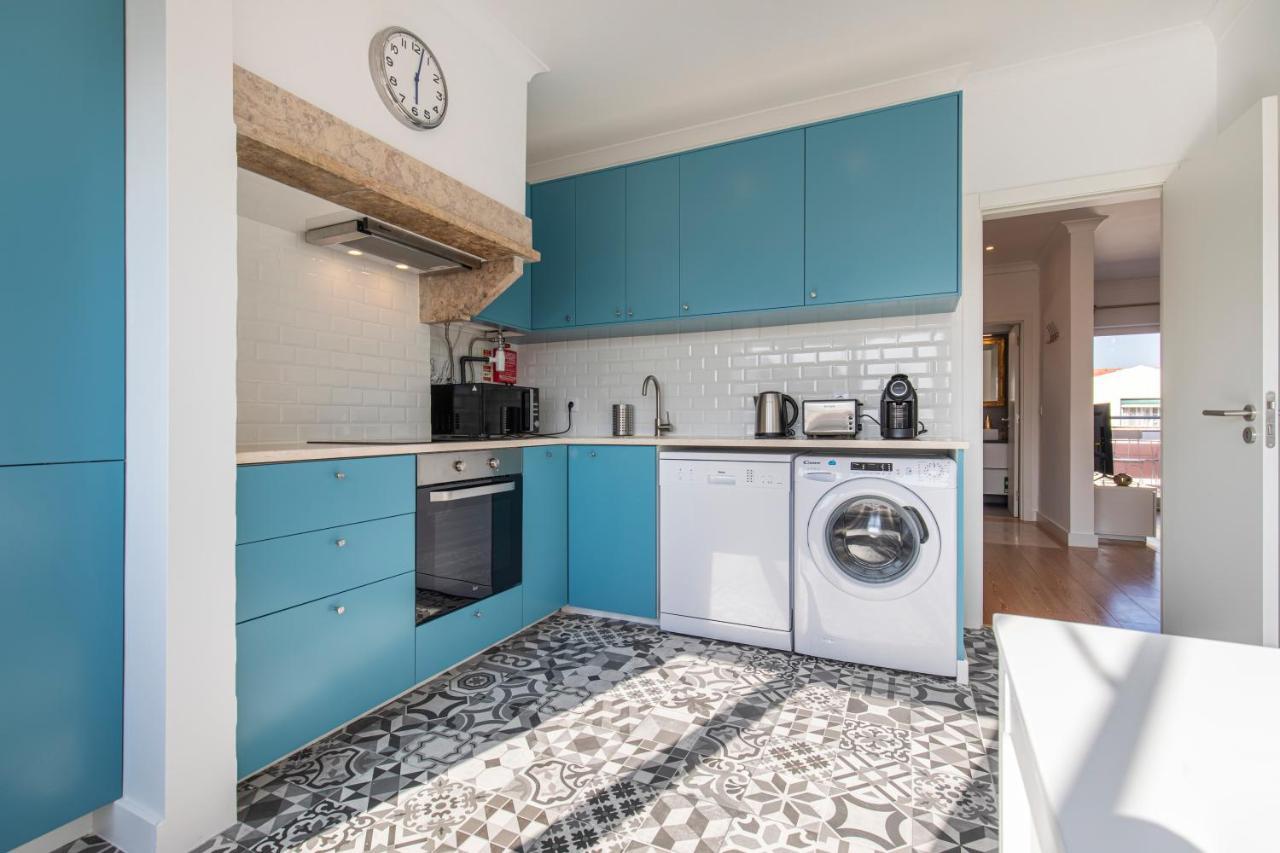 Lovelystay - Sunny 1Bdr Apartment W/Terrace Lisboa Ngoại thất bức ảnh