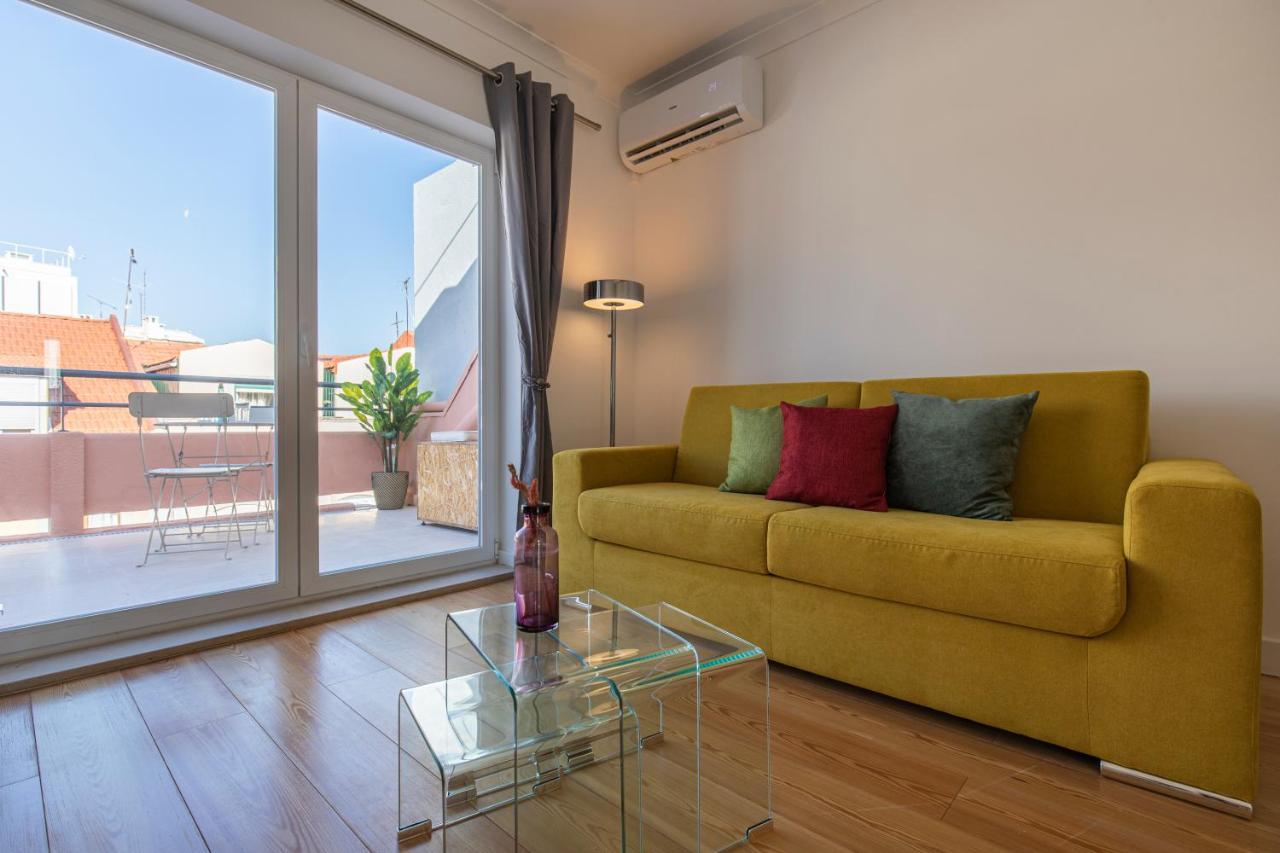 Lovelystay - Sunny 1Bdr Apartment W/Terrace Lisboa Ngoại thất bức ảnh